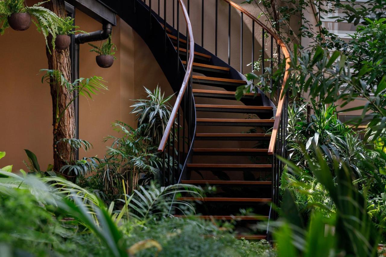 Hotel Thrive, A Tropical Courtyard Kathmandu